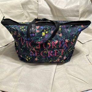 Victoria Secret Overnight Bag